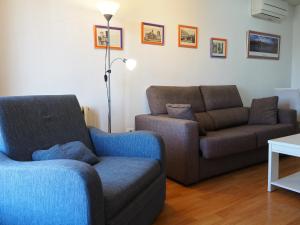 Two-Bedroom Apartment room in Apartamentos La Muralla