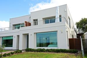 Luxury and Beachfront on Franklin