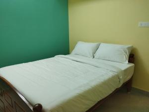 Villa Du Eden swimming pool villa