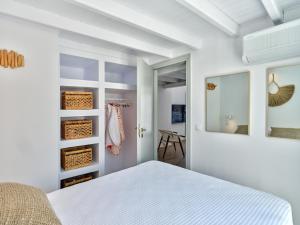 Amarone House, Naousa Paros