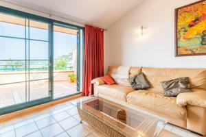 Magnificent Penthouse Alteamascarat