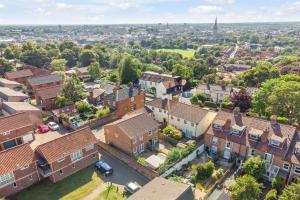 Stylish Stay Near Norwich Cathedral With Parking