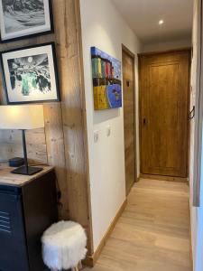 Arc 1950 Ski in Ski out and Spa- Newly refurbished 153 Sources De Marie- 2 bedroom , 2 bathroom-Sleeps 4-6, Mont Blanc view from every window, Free WiFi