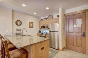 1 Bedroom Condo At The Springs In River Run Village