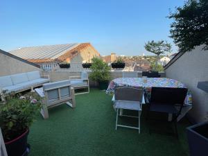 Appartements Grand Appartement Hypercentre avec Terrasse et Parking : photos des chambres