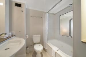 Airport Heritage Motel