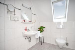 Triple Room room in Apart Business Hotel