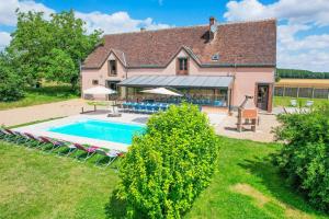Crazy Villa Chalonie 28 - Heated pool - Soccer - Basket - 2h Paris - 30p