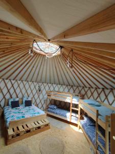 Tentes de luxe la Yourte des Bibis : photos des chambres