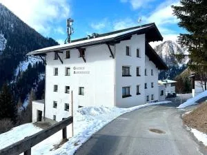 Apart Alpenrose Spiss - Gstalden