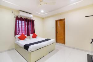 Hotel O by OYO Hitech inn