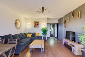 Appartements T4 82m2 - Ideal location moyenne duree, 3 chambres, parking, coucher de soleil : photos des chambres