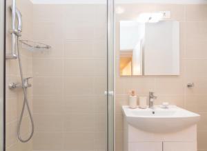 Apartments Elleon Piran by Locap Group