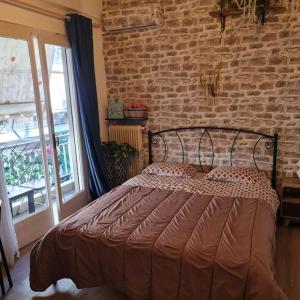 6 ΚΑΛΙΝΟΒΟΥ CENTER OF ATHENS ΠΕΔΙΟΝ ΑΡΕΩΣ