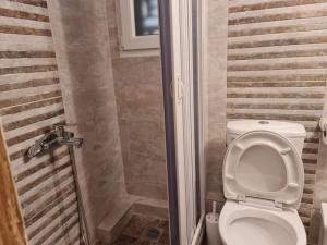 6 ΚΑΛΙΝΟΒΟΥ CENTER OF ATHENS ΠΕΔΙΟΝ ΑΡΕΩΣ