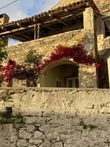 Vanthoulas House - Áyios Pandeleḯmon