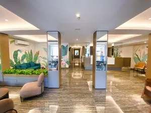 Lun Hotel Manado - Mapanget
