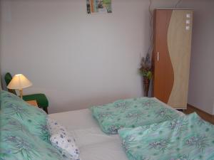 Abádi Karmazsin ház