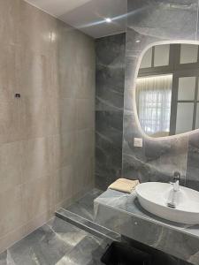 Eclectic Apartment near Downtown