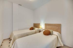 LXR La Perla Renovated 2HAB. Apt