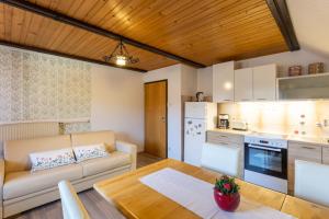 Apartment and room Mateja Kovačič