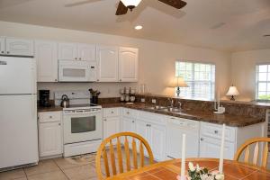 3583 Cape Haze Unit C