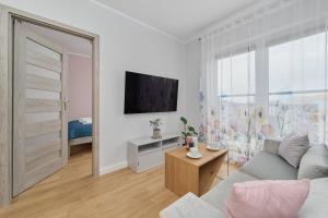 Apartment Jesionowa with FREE GARAGE Wrocław by Renters