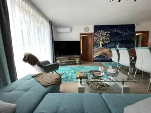 Jázmin Apartman - Csénye