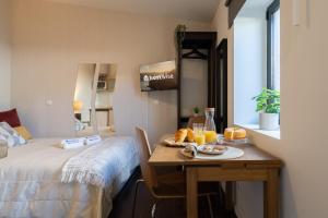 Host Wise - Impressive Restful Houses