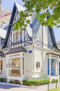 Appartements La Villa Normande Bis - Trois Pieces - Deauville Centre : photos des chambres