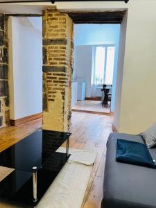 Appartements Chaleureux T1 au coeur de Clermont-Ferrand : photos des chambres