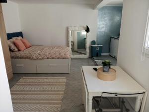 Sejours chez l'habitant MARTIGUES Adorable petite guest house : photos des chambres