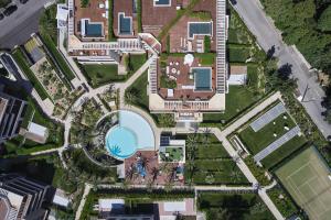 First Cap - Luxury 1BR with terrace in the most prestigious development of the French Riviera