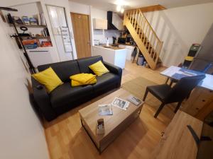 Appartements Le Pied-a-Terre de Fenieres - T2 a 10mins de Geneve et du CERN ! : photos des chambres