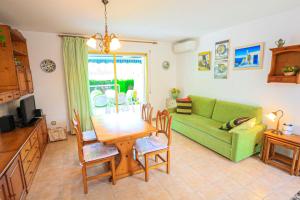 LITORAL COSTA DORADA - MERCE Only families