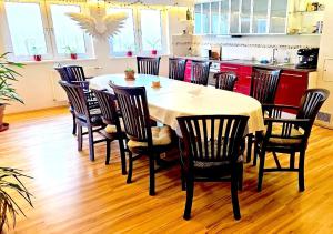 Dreamly Suites