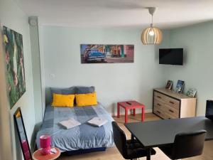 Appartements appartement refait a neuf pour 3 personnes avec wi-fi : photos des chambres