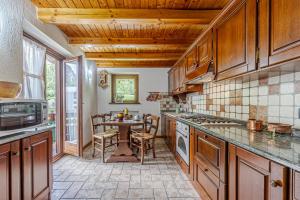 CASA BEATRICE - Wifi, Parcheggio e Vista Montagna - COUR 0231