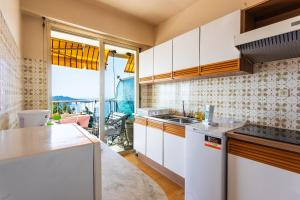 Appartements LE CALIFORNIA 3 AP4366 By Riviera Holiday Homes : photos des chambres