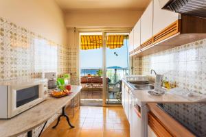 Appartements LE CALIFORNIA 3 AP4366 By Riviera Holiday Homes : photos des chambres