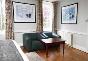 Chequers Inn by Greene King Inns