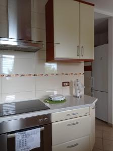 Apartman Adrijana Kastav, free WiFi & parking, 2 bedrooms & sea view