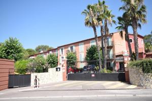 Maisons de vacances Coquette House 2 bedrooms AC collective pool : photos des chambres