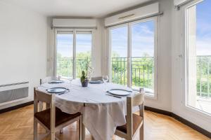 Appartements 2-bedroom with terrace view of Disney castle : photos des chambres