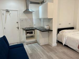 Remarkable 2-Bed Apartment in Ilford London