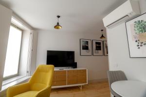 Trindade Apartments by PHC