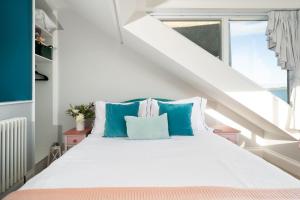 Sea View Cottage Dream By The Water