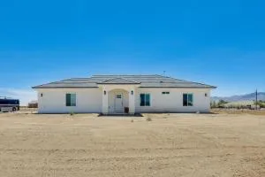 Serene Pahrump Cottage with Mountain Views! - Scranton