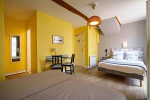 Hotels Hotel Val De Loire : photos des chambres