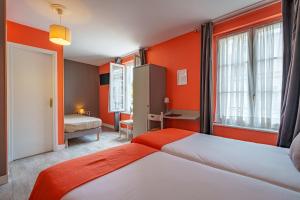 Hotels Hotel Val De Loire : Chambre Familiale Confort